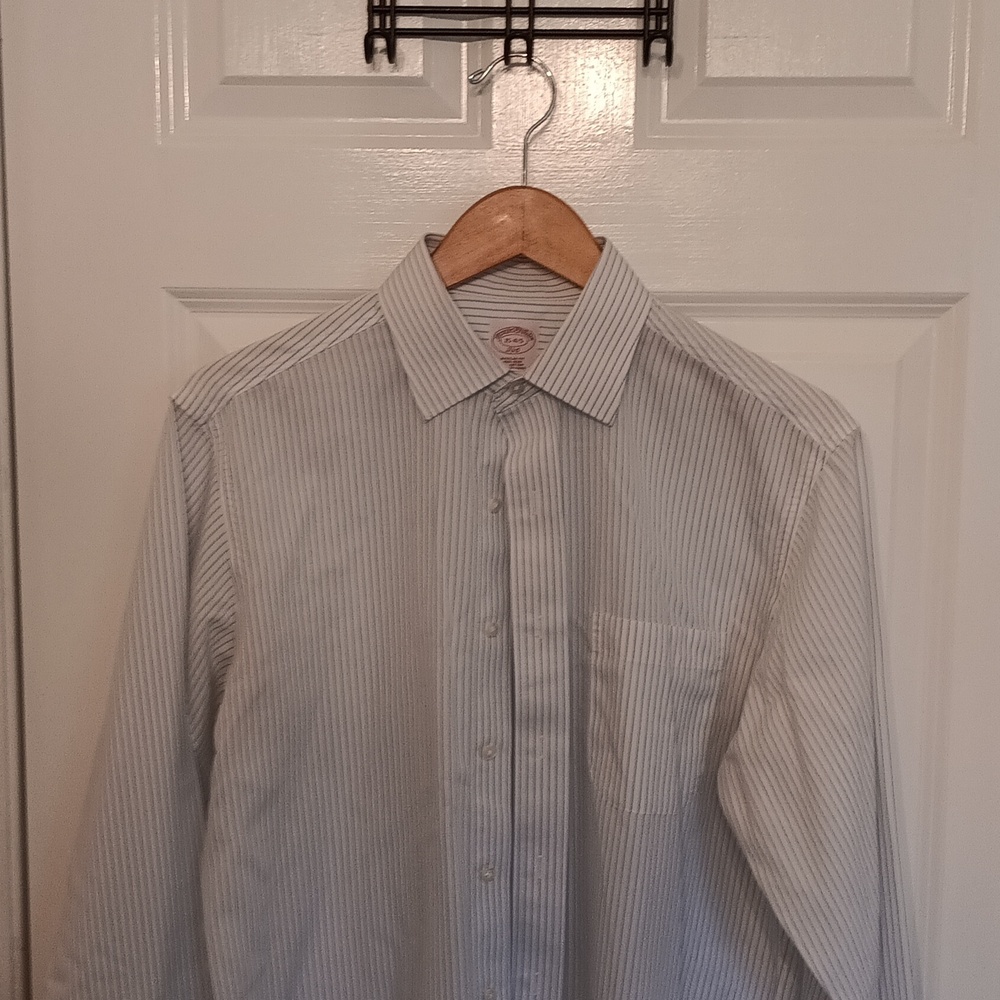Brooks brothers blue pinstripe shirt